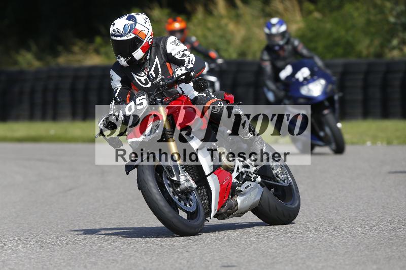 Archiv-2025/26 11.06.2025 Peter Studer have fun ADR/Gruppe blau/105